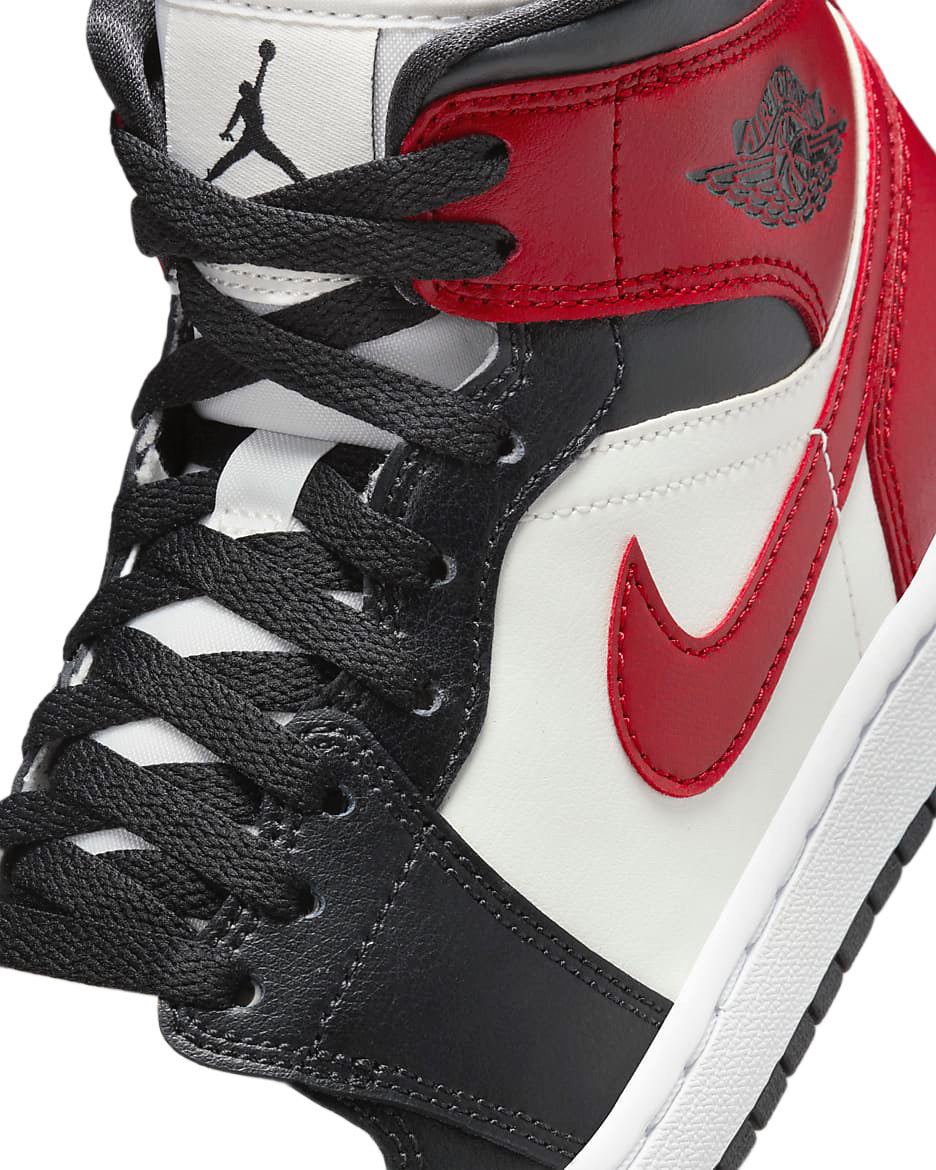 Air Jordan 1 Mid