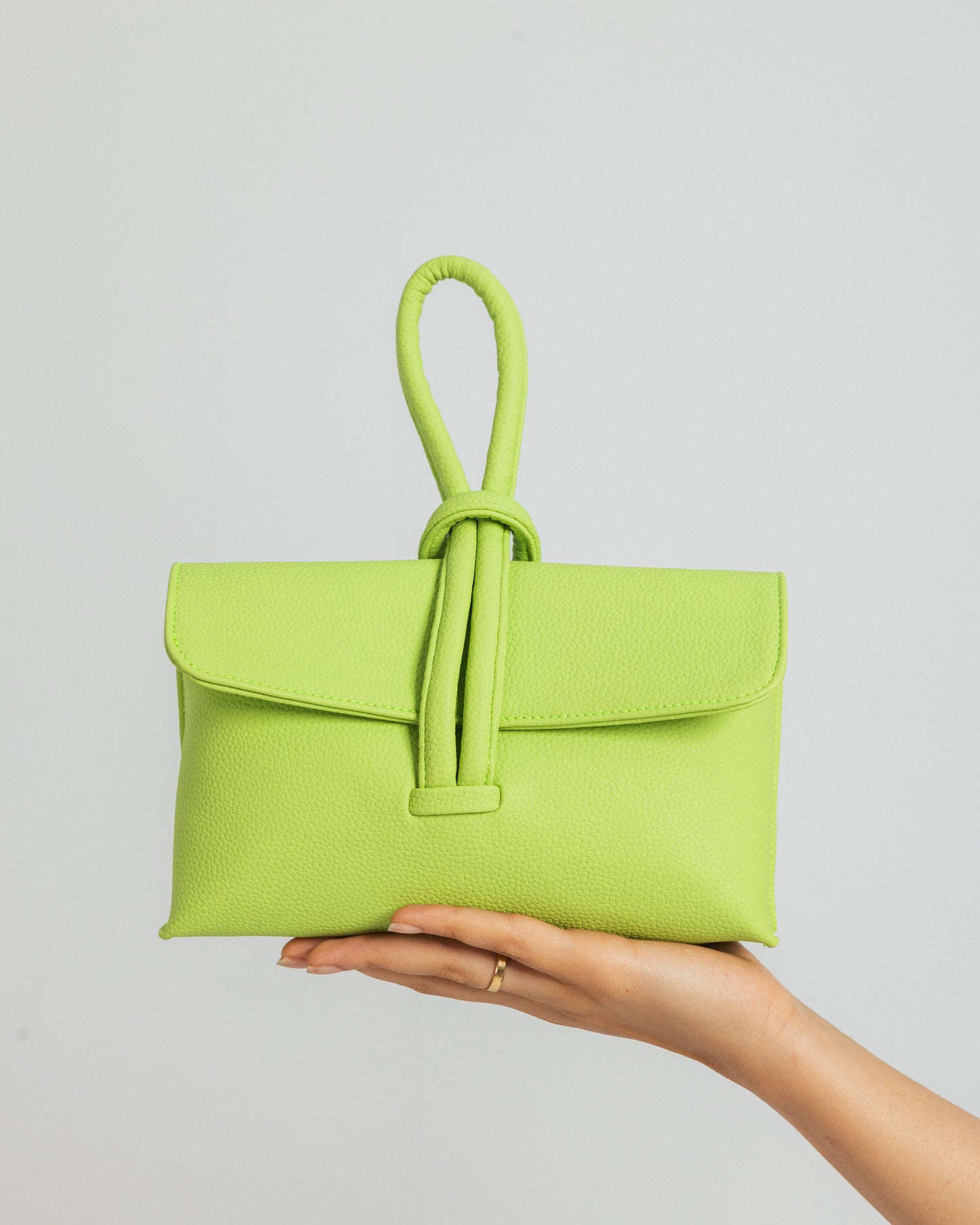 Joie Clutch