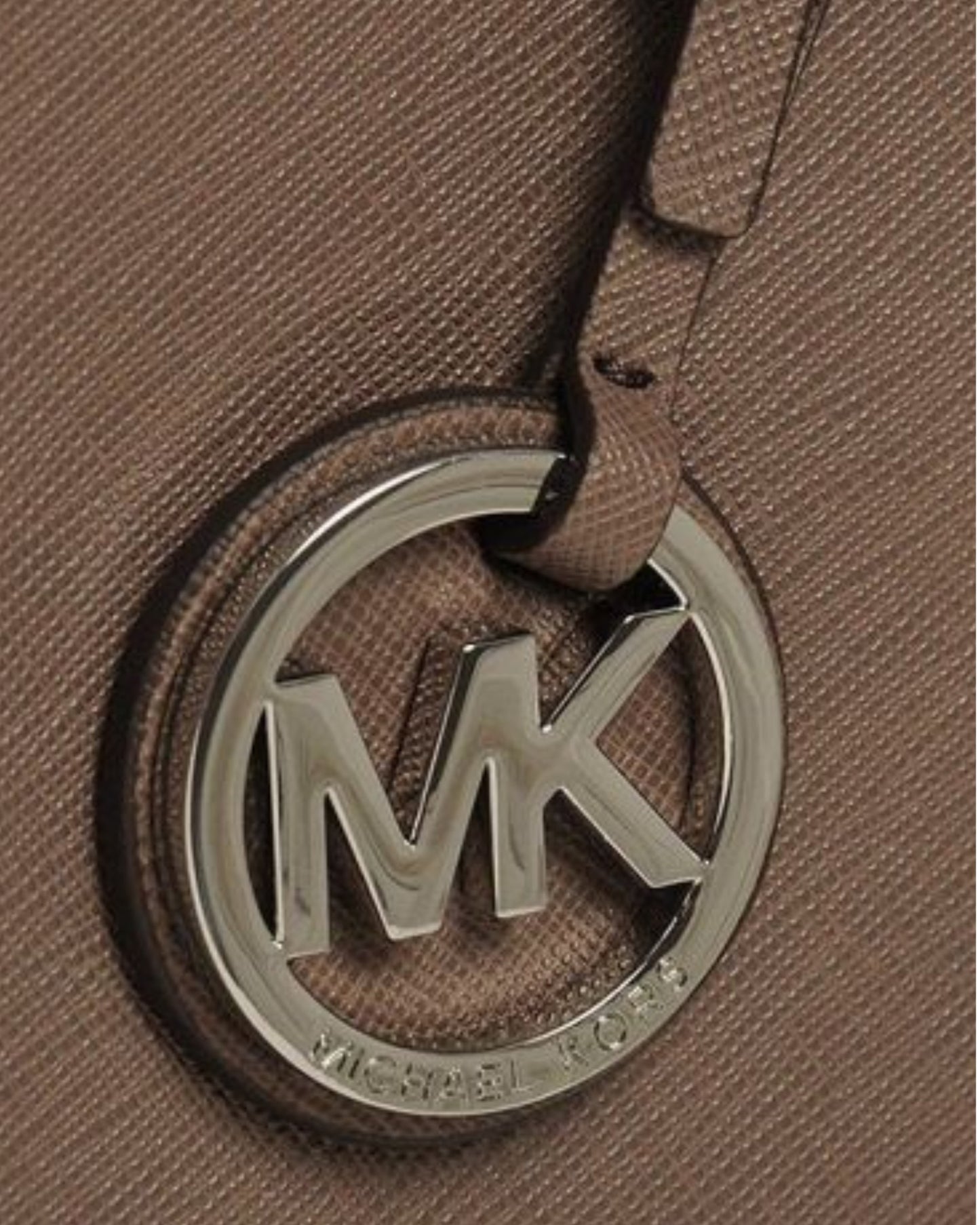 Jet Set Travel Medium Leather Tote Bag