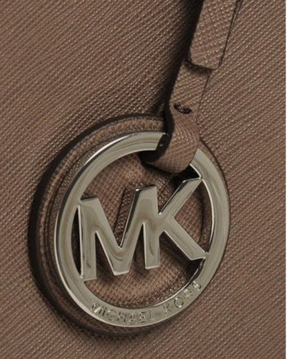 Jet Set Travel Medium Leather Tote Bag